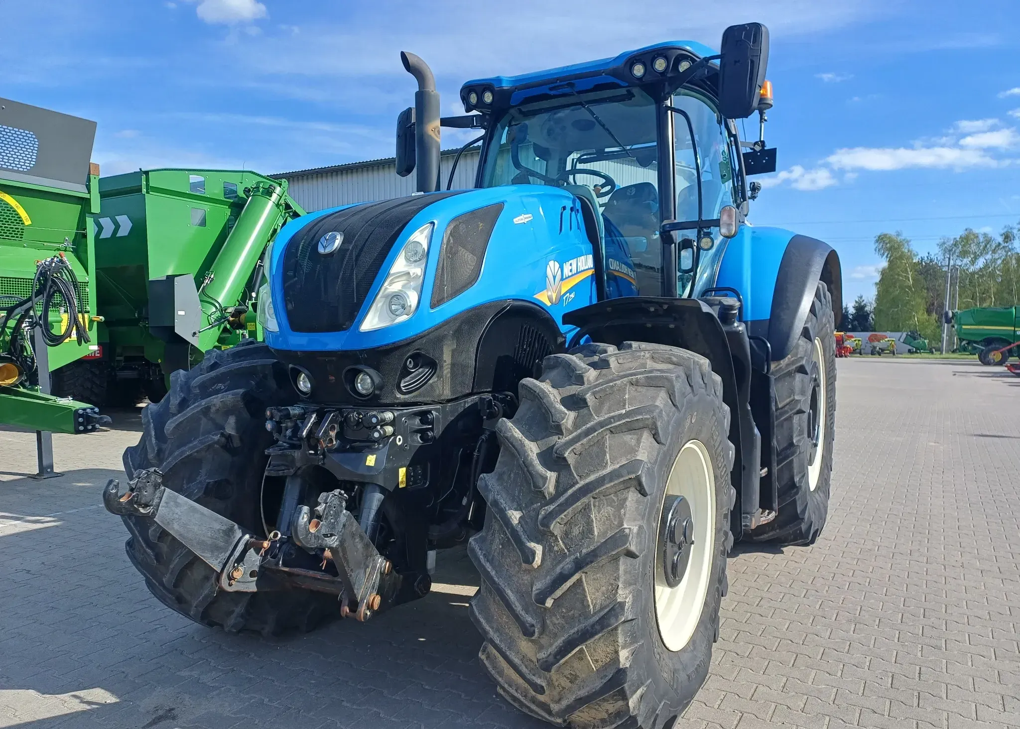 New Holland T7 290