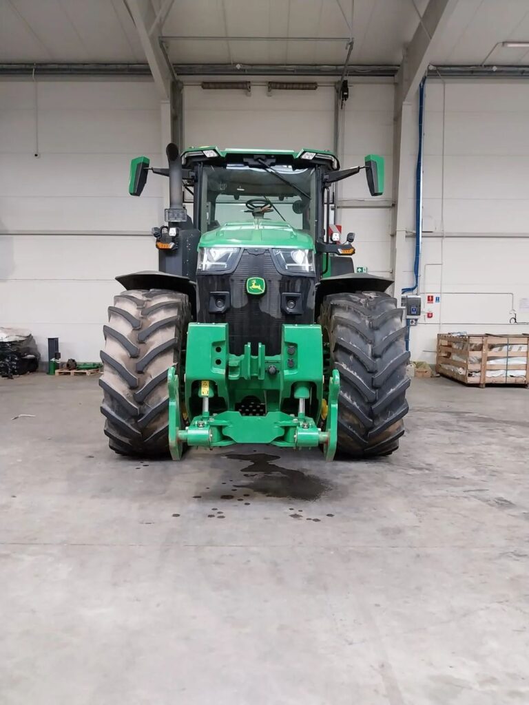 Ciągnik Rolniczy John Deere 8R310, 2021 rok1