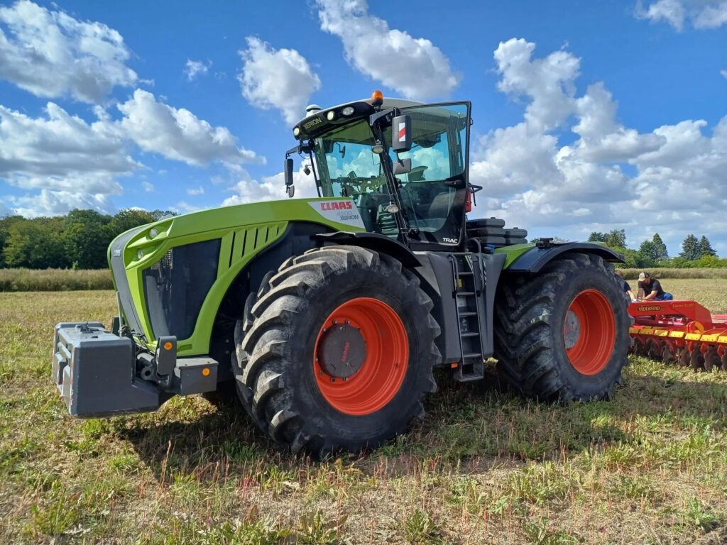 Ciągnik rolniczy Claas Xerion 4500