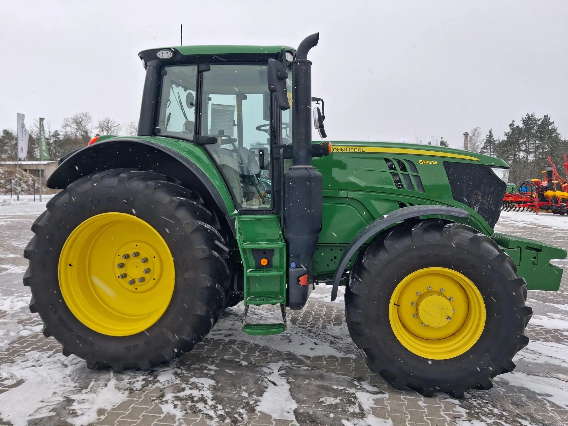 Ciągnik rolniczy John Deere 6195M, 750 mth!