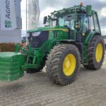 Ciągnik rolniczy John Deere 6R250, Zabudowa leśna !