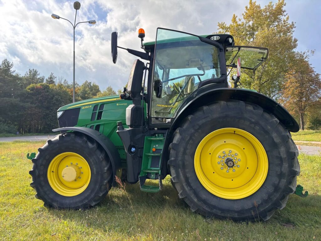Ciągnik rolniczy John Deere 6R250, rok 2022, Gwarancja!