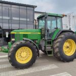Ciagnik rolniczy John Deere 7710