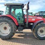 Ciągnik rolniczy Massey-Ferguson 5465