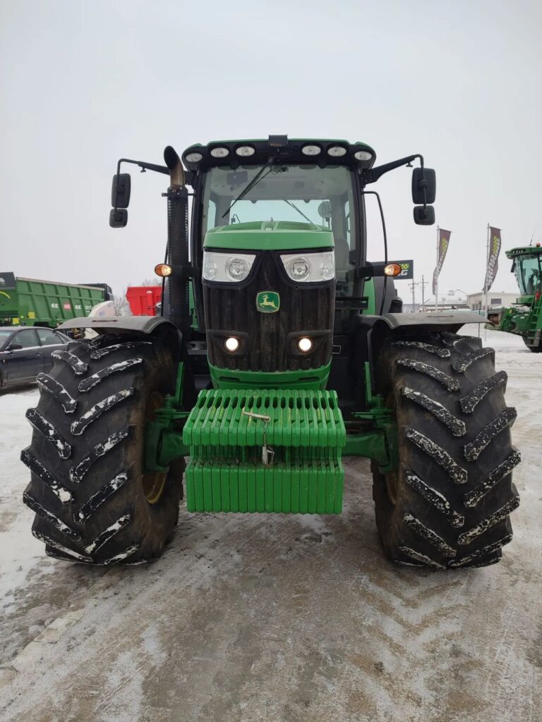 Ciągnik rolniczy w dobrym stanie