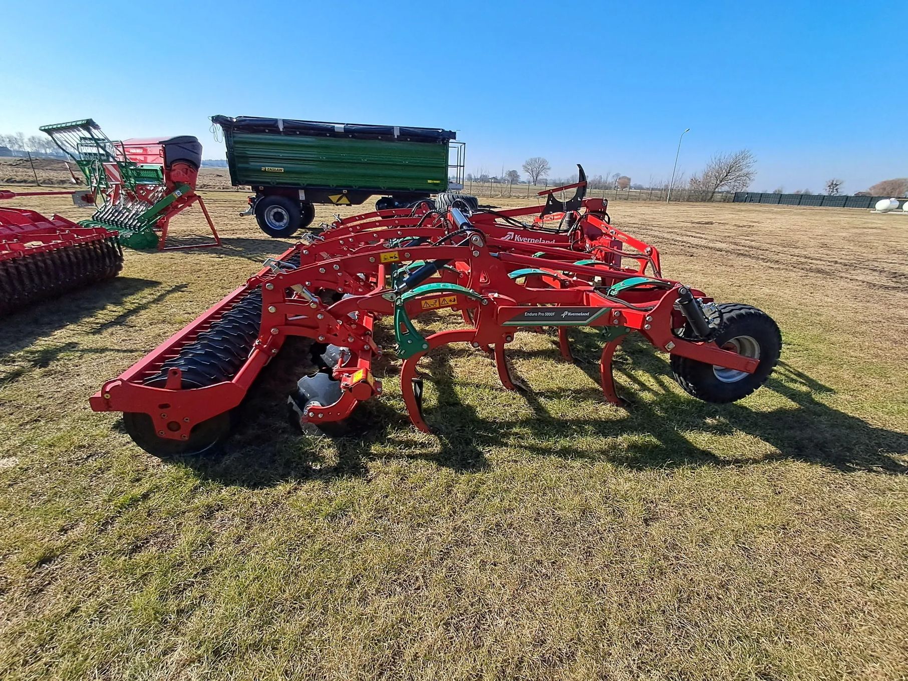 Fabrycznie nowy kultywator Kverneland Enduro Pro 5000F