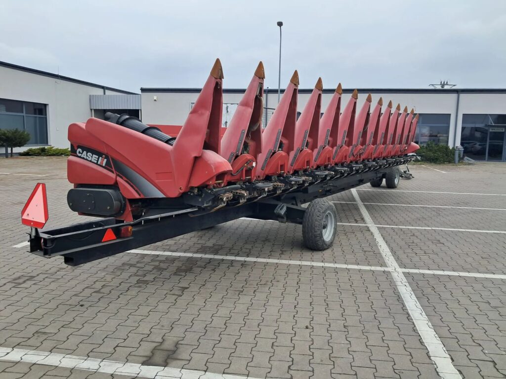 Hedere do kukurydzy do Case IH 4412 – 12 rzędów, bardzo dobry stan