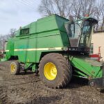 John Deere 2266