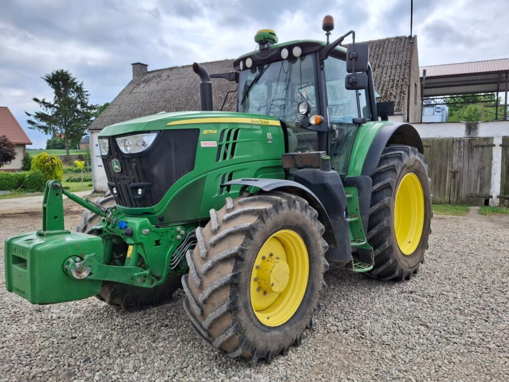 John Deere 6175M