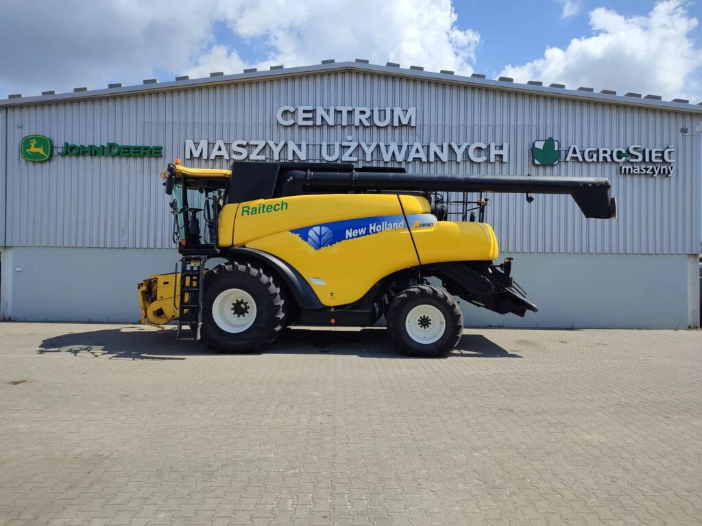 Kombajn New Holland CR9080