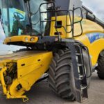 Kombajn New Holland CR9080