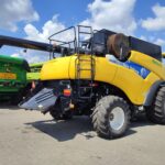 Kombajn New Holland CR9080