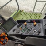 Kombajn zbożowy Claas Lexion 580 z hederem V900 2005 rok