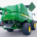 Kombajn zbożowy John Deere S790 z hederem 630X