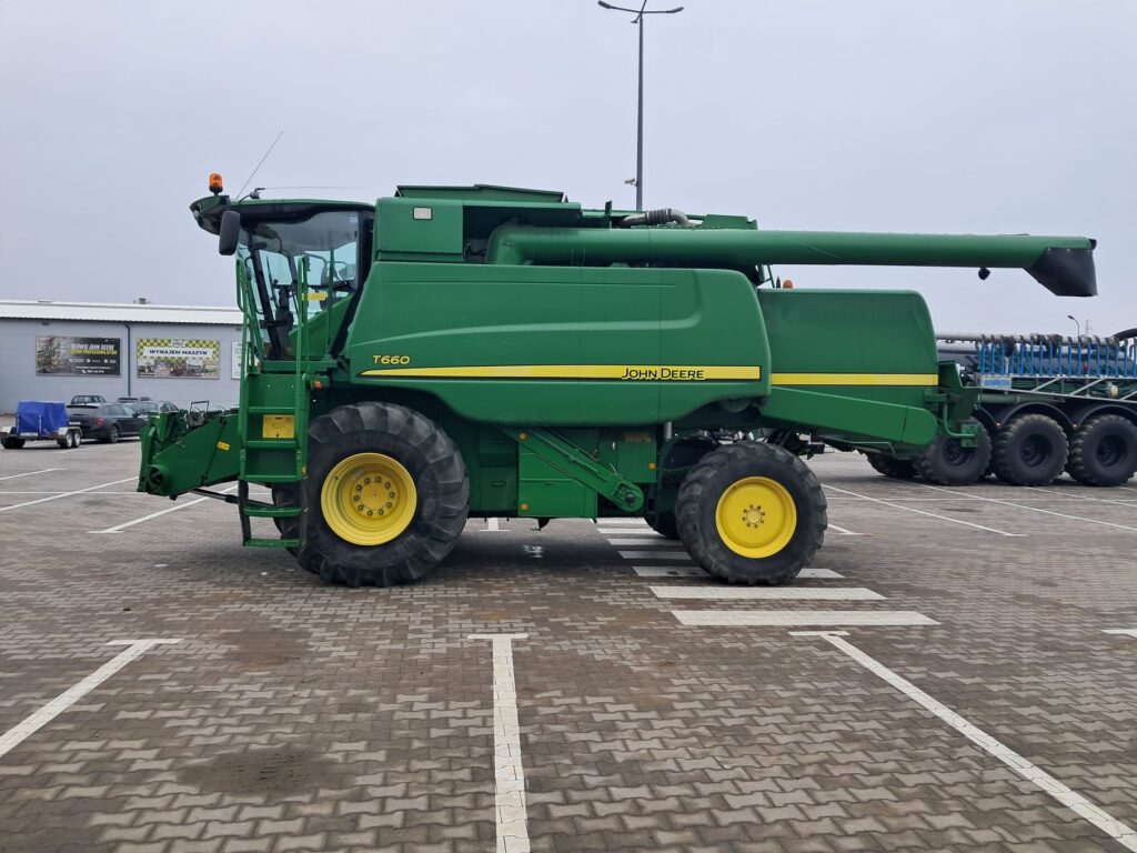 Kombajn zbożowy John Deere T660 + heder 7,6 metra