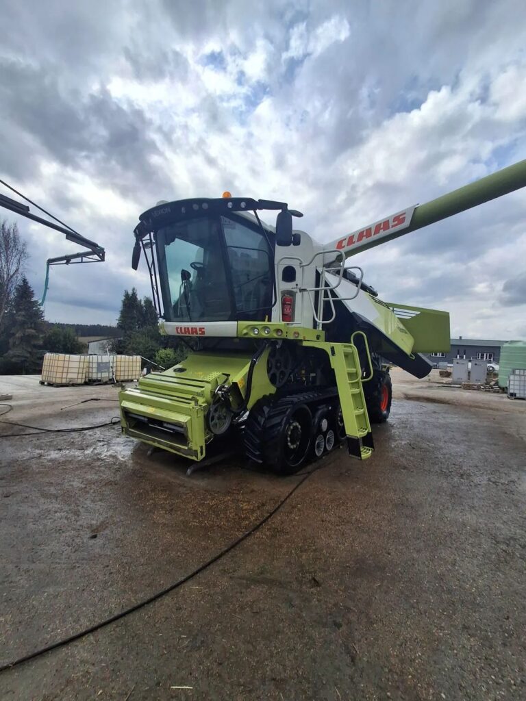 Kombajn zbożowy Lexion 670 TT z hederem C900, rok 2018!