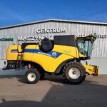 Kombajn zbożowy New Holland CX5.80 rok 2019