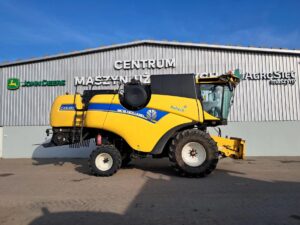 Kombajn zbożowy New Holland CX5.80 rok 2019