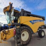 Kombajn zbożowy New Holland CX5.80 rok 2019