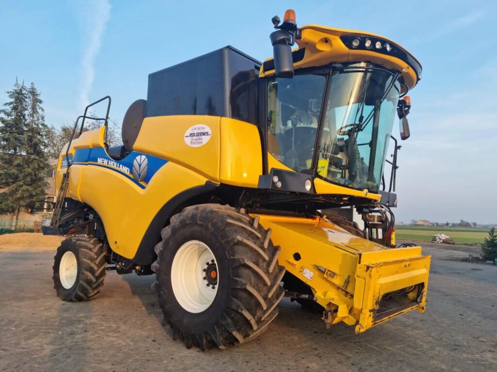 Kombajn zbożowy New Holland CX6.80 rok 2019