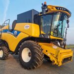 Kombajn zbożowy marki New Holland CX6.80