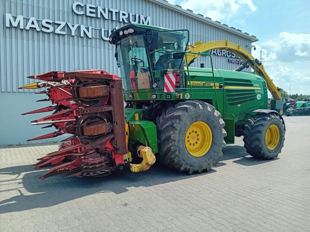 Sieczkarnia John Deere 7750