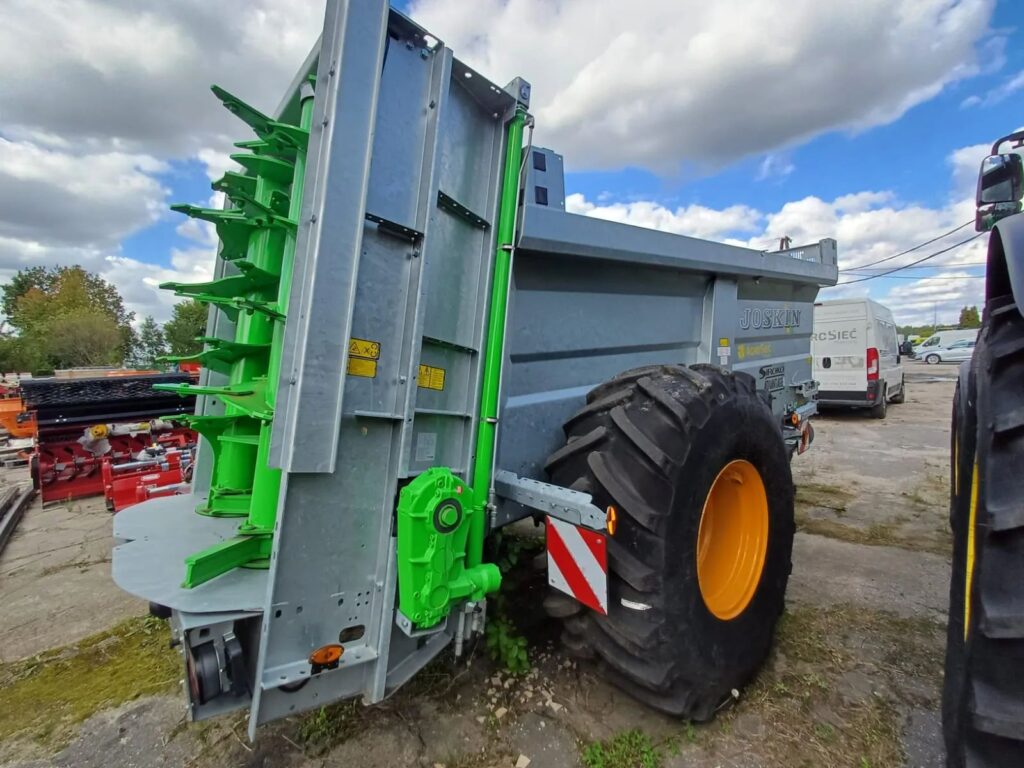 Rozrzutnik obornika SIROKO S4010/9V Joskin