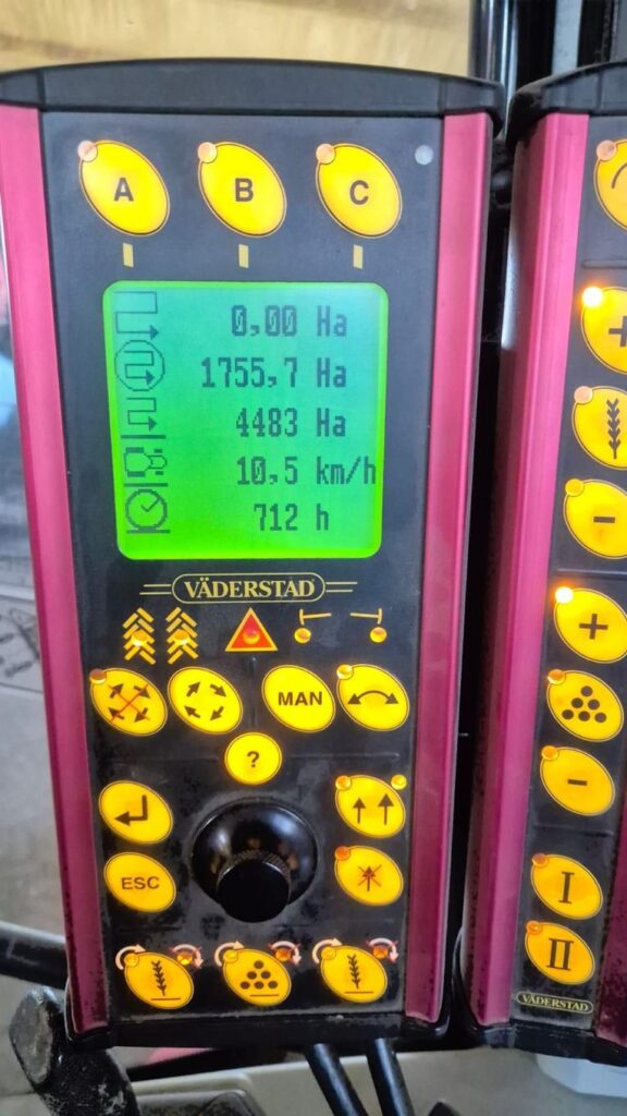 Siewnik punktowy Vaderstad Tempo F8