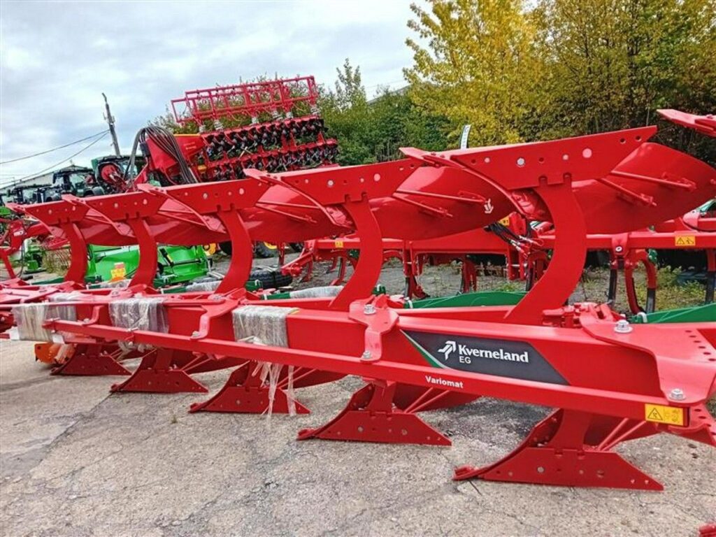 Pług Kverneland EG 100- 300 6 korpusów