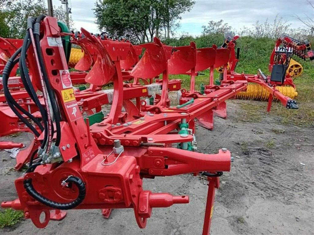 Pług Kverneland EG 100- 300 6 korpusów